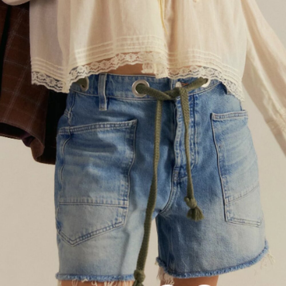 We The Free Moxie Barrel Shorts WS-156